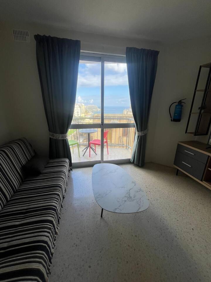 1 Bedrm Apt Seaview Balluta Bay San Julián Exterior foto